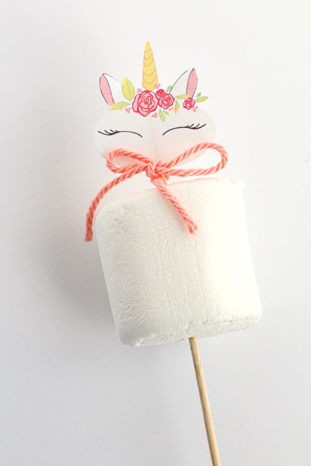 Unicorn Marshmallow Pops