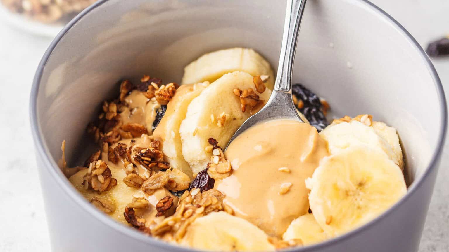 Peanut Butter and Banana Oats (A Breakfast Symphony of Flavors)